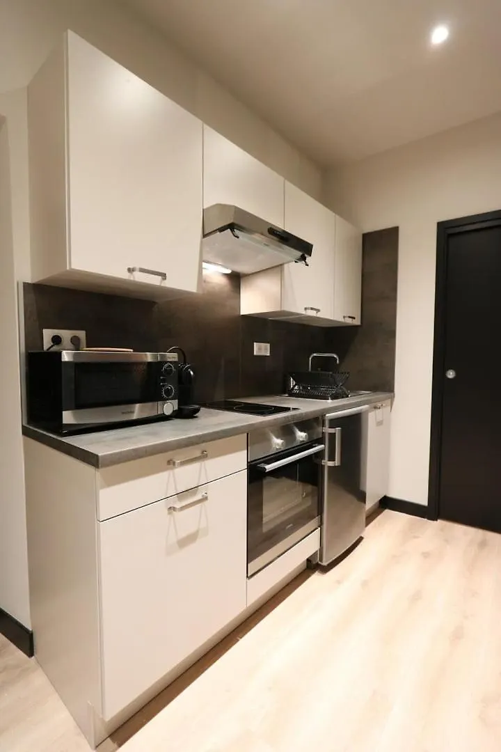 Superbe Appartement Moderne Au Coeur Du Vieux Nice 0*,